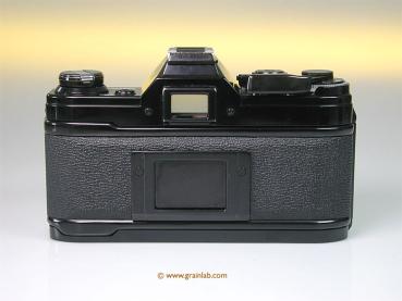 Canon AE-1 black + FD 50mm f/1.8