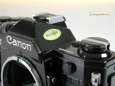 Canon AE-1 black + FD 50mm f/1.8