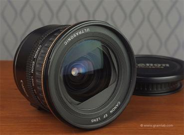 Canon EF 20-35mm 3.5-4.5 USM