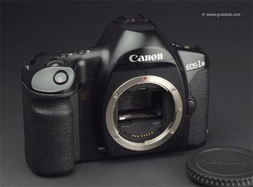 Canon EOS 1N + Command Back E1