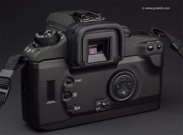 Canon EOS 33V