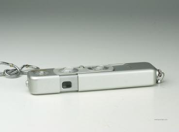 Minox B