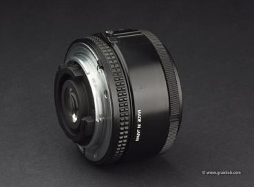 Nikon AF Nikkor 28mm f/2.8