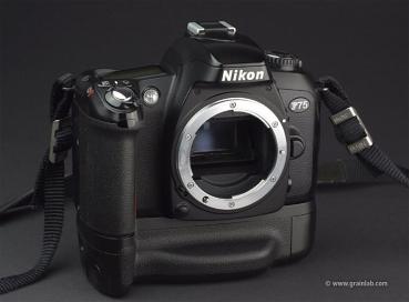 Nikon F75 + MB-18