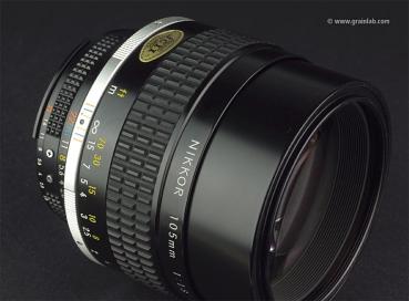 Nikon Nikkor 105mm f/1.8 AIS