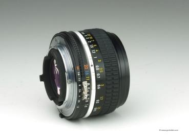 Nikon Nikkor 50mm f/1.8 AIS