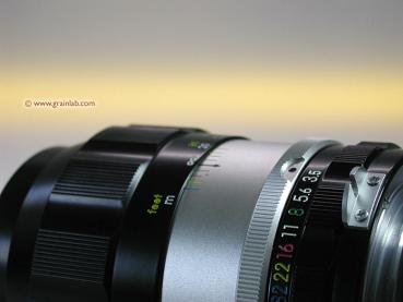Nikon Nikkor-Q.C 3.5/135mm - Mint +++