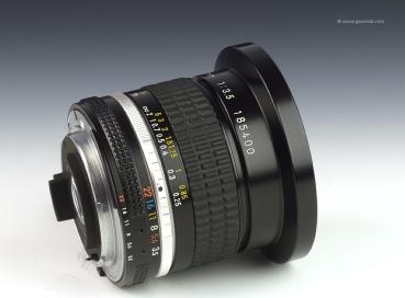 Nikon Nikkor 18mm f/3.5 AiS