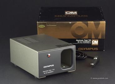 Olympus T45 + Ni-Cd Packs + Charger 1