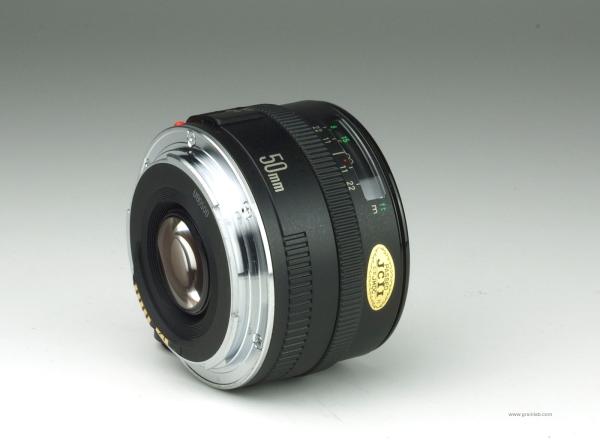 Canon EF 50mm f/1.8