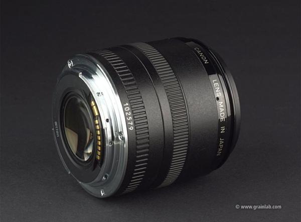 Canon EF 50mm f/2.5 Compact Macro