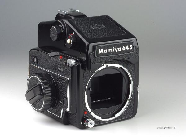 Mamiya M645 + AE Prismensucher