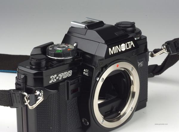 Minolta X-700