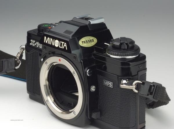 Minolta X-700