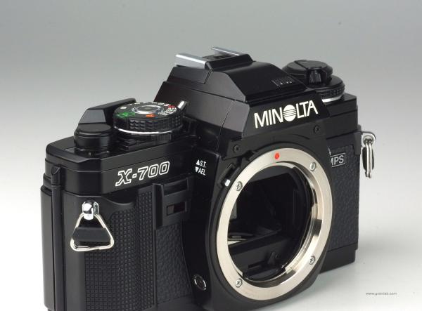 Minolta X-700