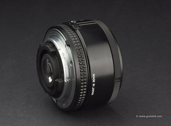 Nikon AF Nikkor 28mm f/2.8