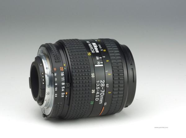 Nikon AF Nikkor 28-70mm f/3.5-4.5 D