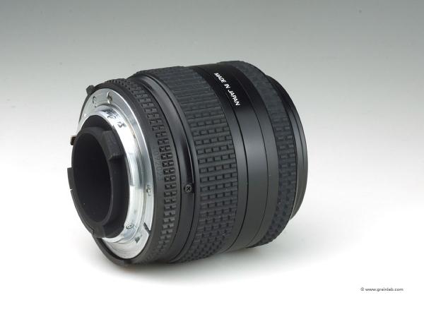 Nikon AF Nikkor 35-70mm f/3.3-4.5