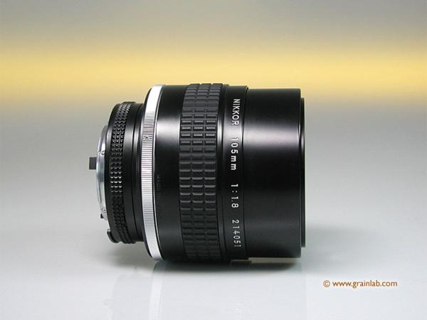 Nikon Nikkor 105 mm f/1.8