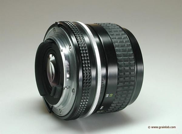 Nikon Nikkor 24mm f/2.8 AI