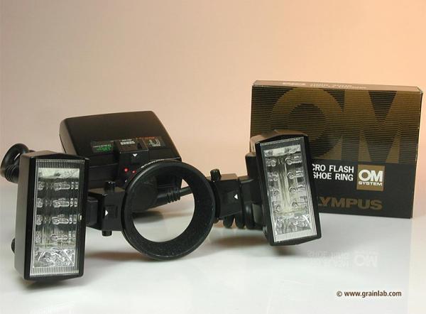 Olympus T28 Macro Twin Flash + T Power Control 1