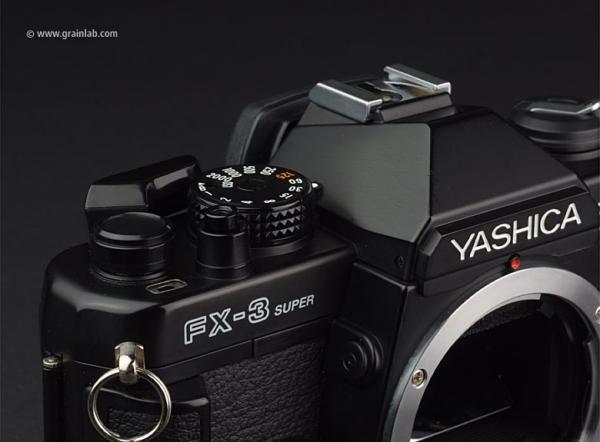 Yashica FX-3 Super 2000