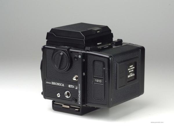 Zenza Bronica ETRSi